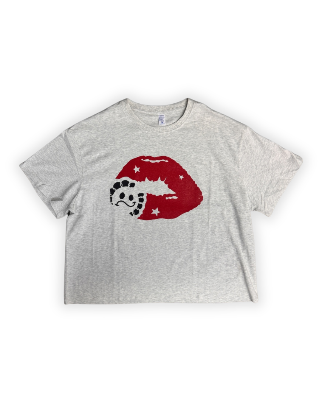 THE KISS ME TEE GREY & GET IN FREE HEY!
